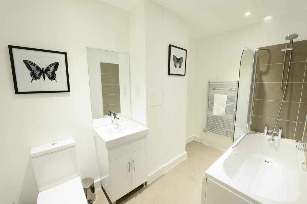 Woodstock Suites Charlton (West Sussex) Exterior foto