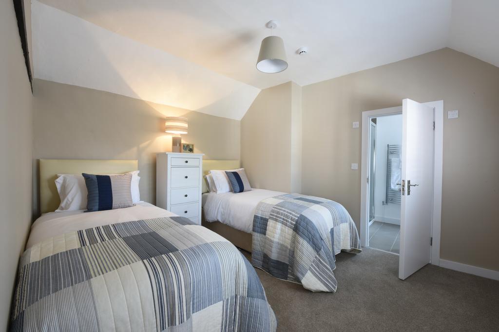 Woodstock Suites Charlton (West Sussex) Exterior foto